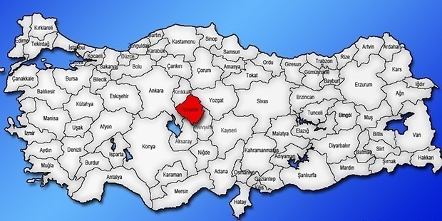 Kırşehir | Kadın Adaylar: Sevgi Bektaş (Bağımsız) Kadriye Turan (DEM Parti) Fatma Ekim Terzioğlu (Saadet Partisi) 