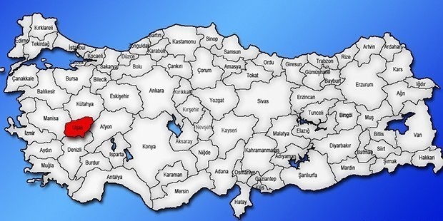 Uşak | Kadın Adaylar: Nurhayat Özel (HKP) Melis Özpiriççi (TKH) 