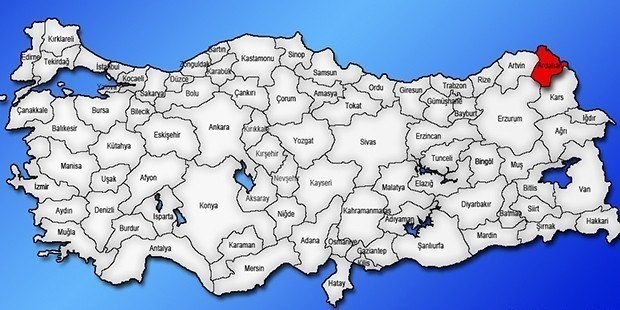 Ardahan | Kadın Adaylar: Azize Yıldırım (DSP) Rabianur Ağar (Vatan)