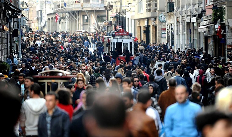 Toplum Çalışmaları Enstitüsü, ‘Türkiye’deki toplumsal eğilimleri ölçmek’ amacıyla bir saha araştırması gerçekleştirdi.  