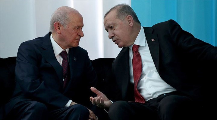 PİAR Araştırma şirketi, kasım ayında gerçekleştirdiği Türkiye siyasi gündem araştırmasında partilerin oy oranlarındaki son durumu gözler önüne serdi. 