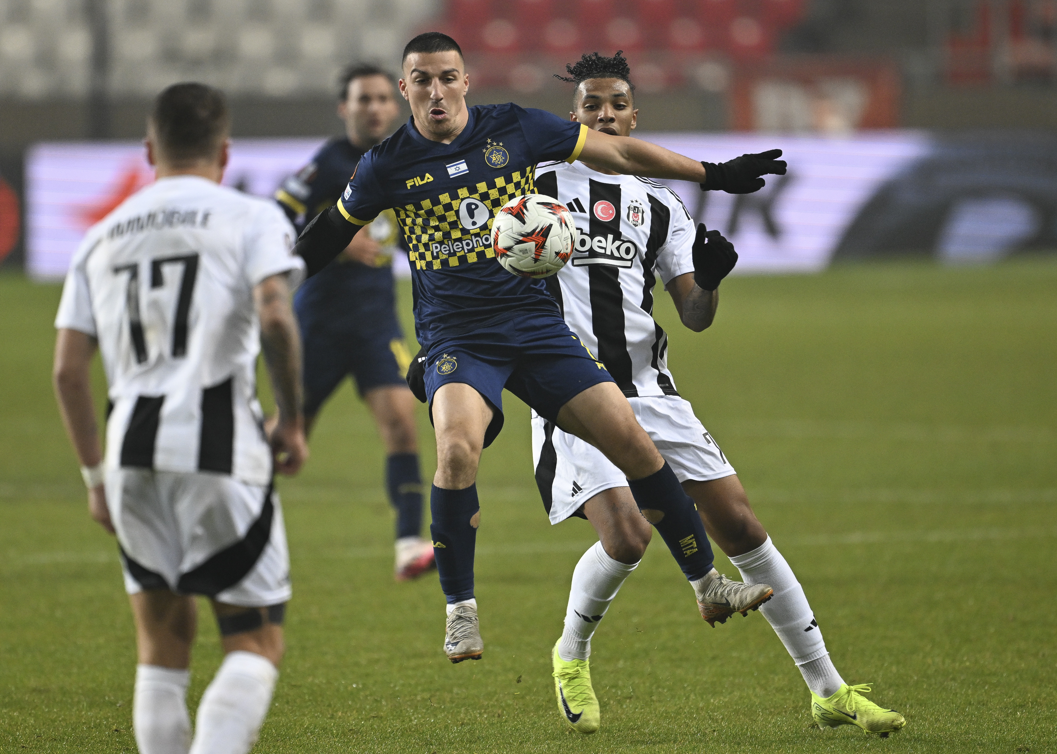 Spor yazarları, Beşiktaş'ın Maccabi Tel Aviv karşısında aldığı 3-1'lik yenilgiyi yorumladı: