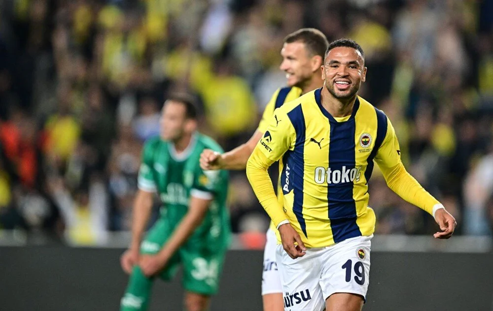 Öte yandan Fas basını, En-Nesyri için Fenerbahçe'nin talep ettiği bonservise dair sıcak gelişmenin yer aldığı bir haber geçti.
