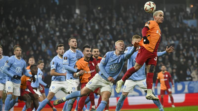 Spor yazarları, Malmö-Galatasaray maçını yorumladı: 3 puan avucumuzun içindeyken 1 puana razı olduk! 