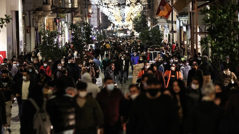 İşte ülke ülke Türkiye'de yaşayan yabancı sayıları...
