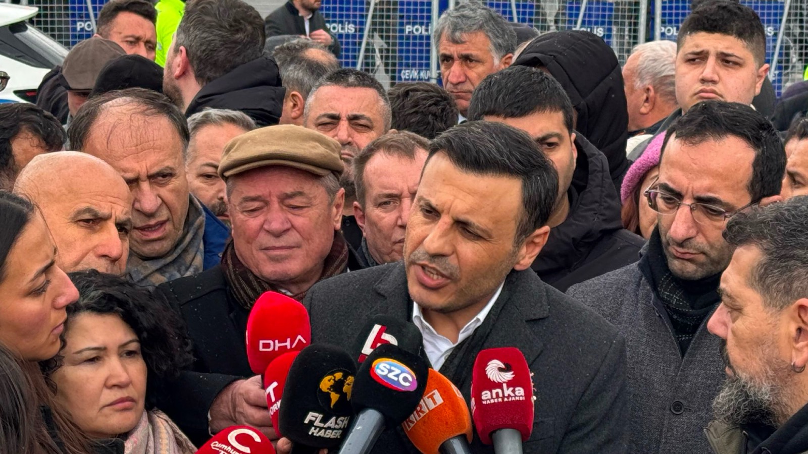 özgür çelik