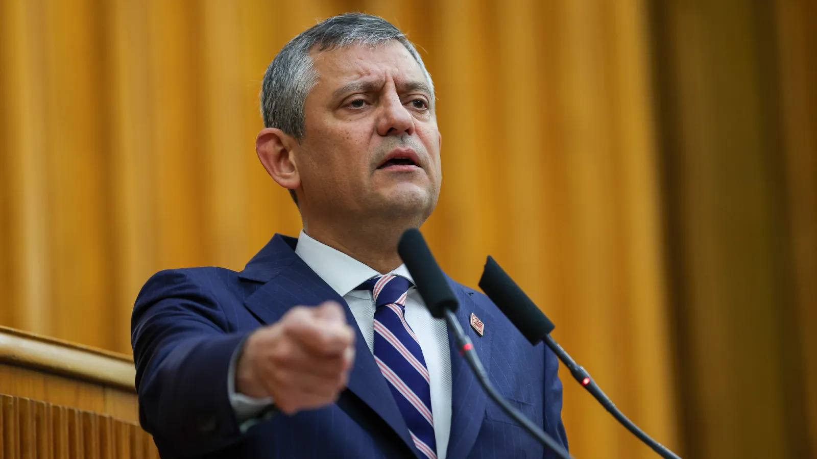 Özgür Özel chp grup toplantısı
