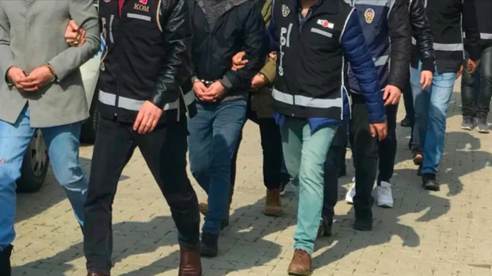78 ilde uyuşturucu operasyonu: 1466 şüpheli tutuklandı