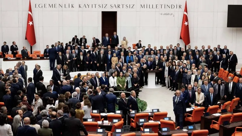 İllüzyonlar ve Hakikatler: Çerçeve yasa asıl kimin sınavı?
