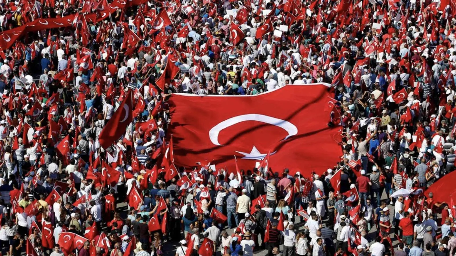 Milliyetçiliğin sınavı: 'Terörsüz Türkiye' taviz hikâyesi mi olacak, başarı hikâyesi mi?