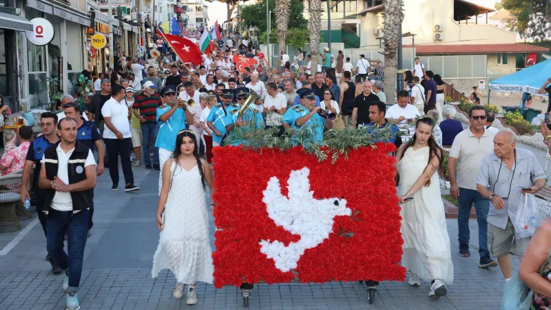 Denize yazılan barış…