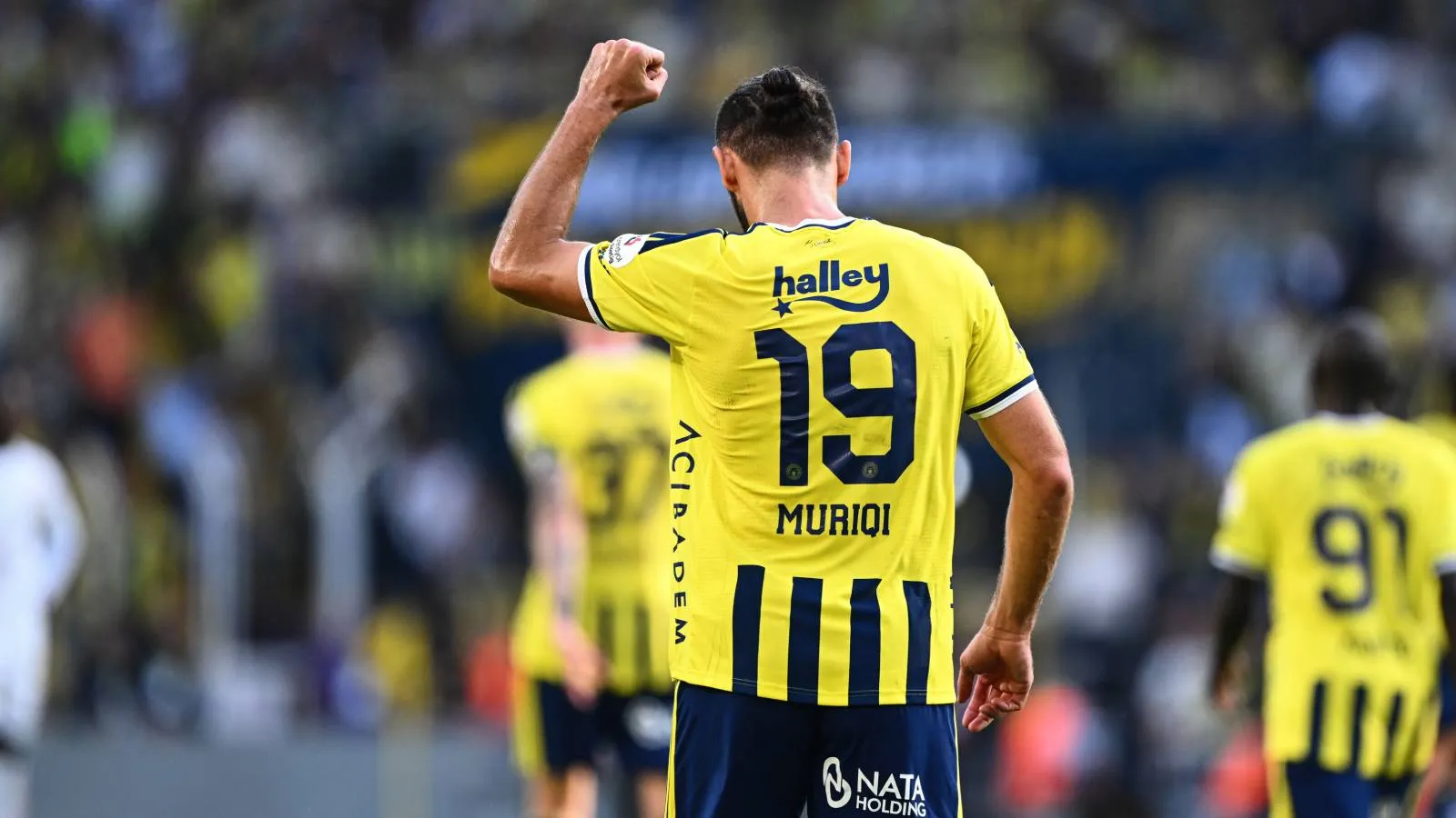 Fenerbahçe, rekorla barıştı taraftarıyla