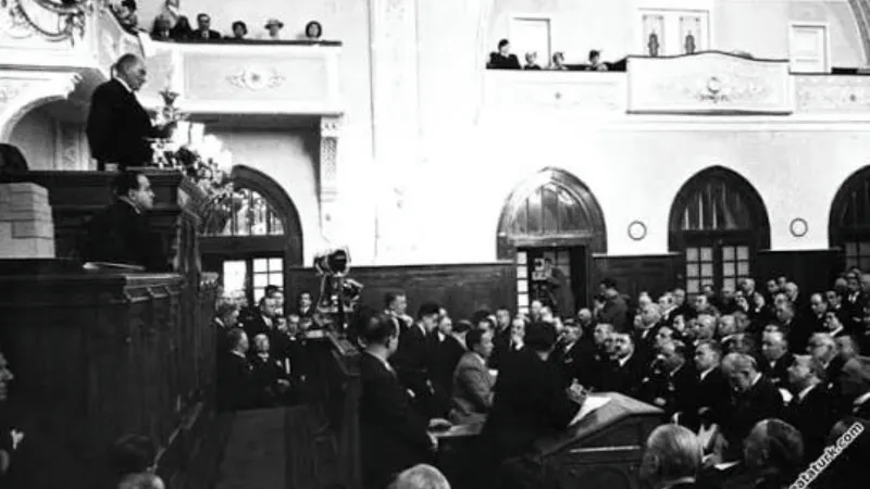 Kimsesizlerin kimsesiydi Cumhuriyet