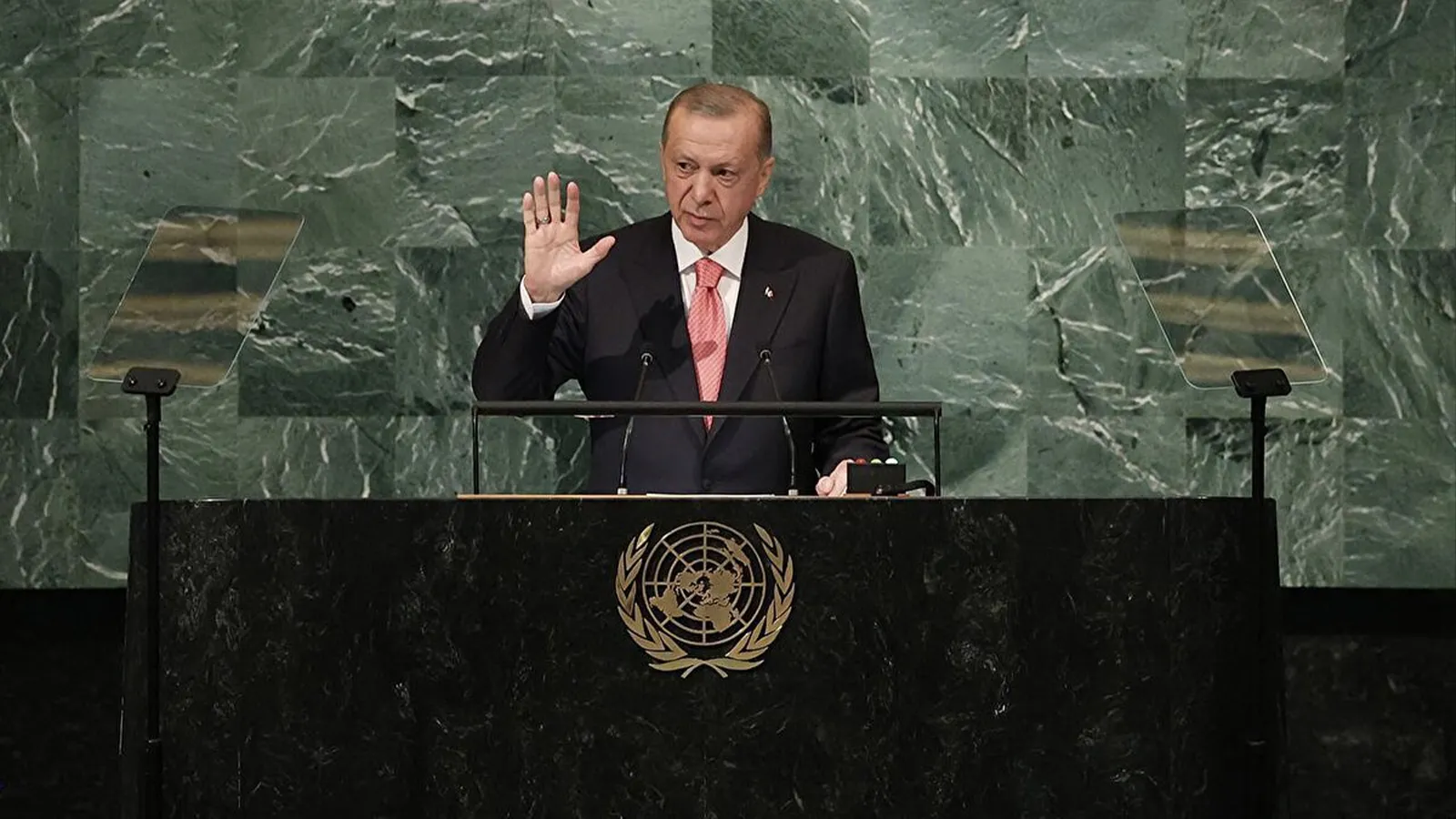 New York’ta doğru söyleyen Akbelen’de de şaşmamalı!