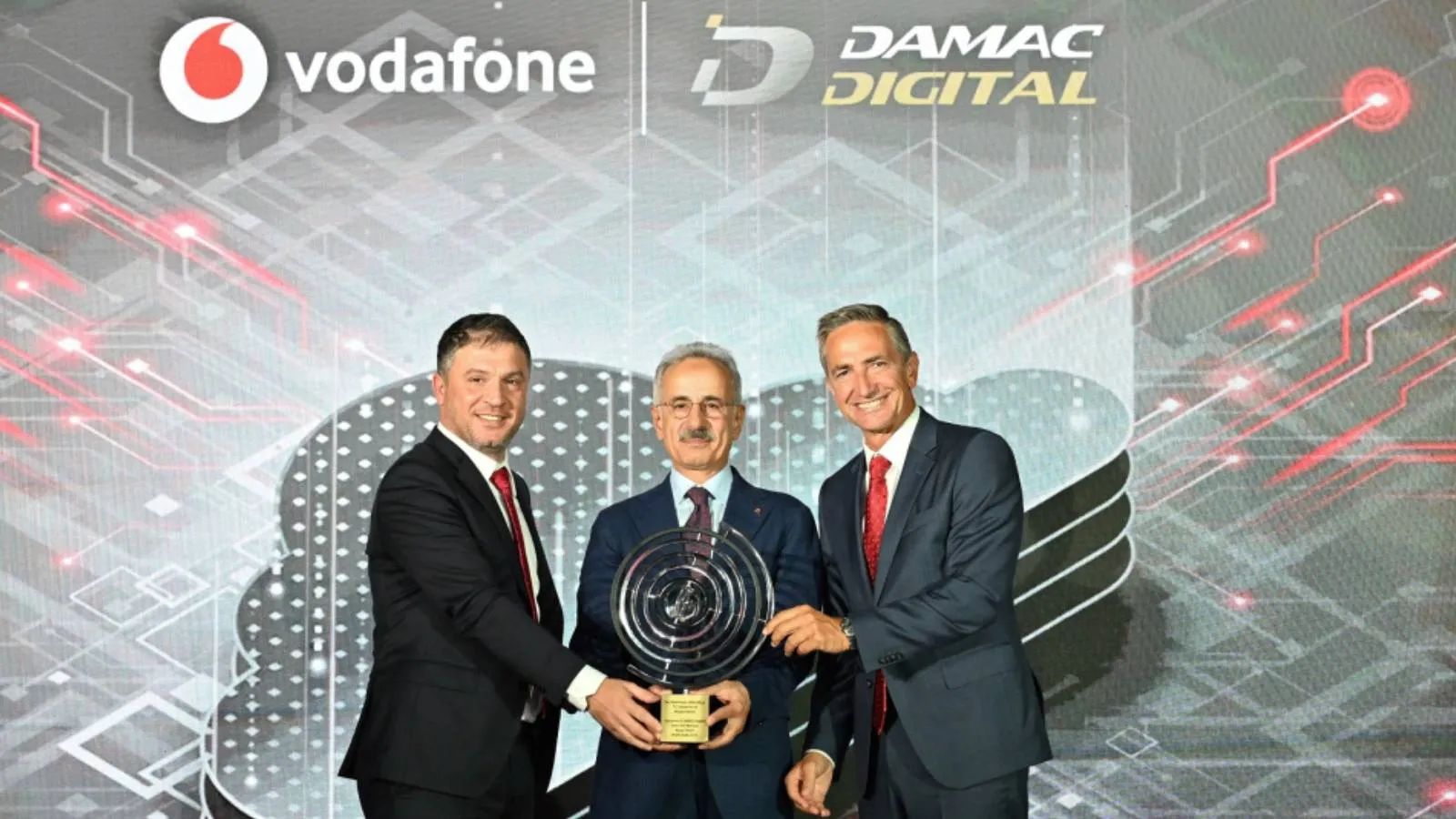 Vodafone-DAMAC İzmir yatırımı ve veri merkezleri sektörü üzerine düşünceler…
