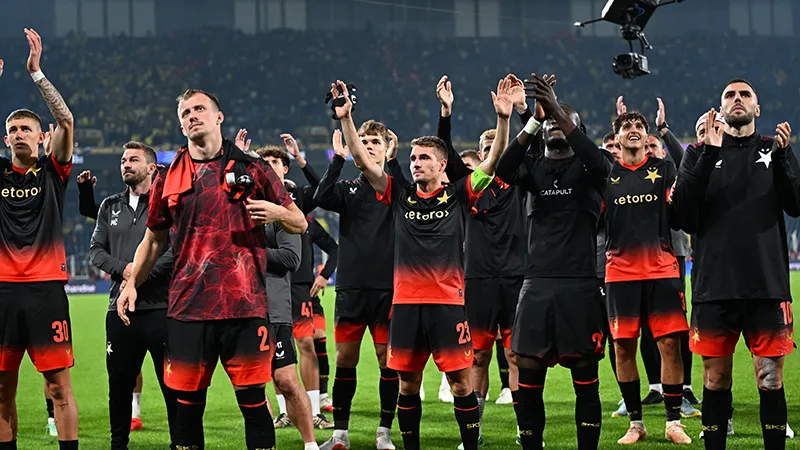 Çekya basını Fenerbahçe-Slavia Prag maçını böyle gördü: Kung-fu vuruşuyla 1 puan geldi