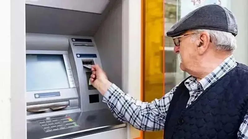 Yeni Parti'den emeklilerin bayram ikramiyesi için yeni teklif: Net asgari ücret kadar ödensin!
