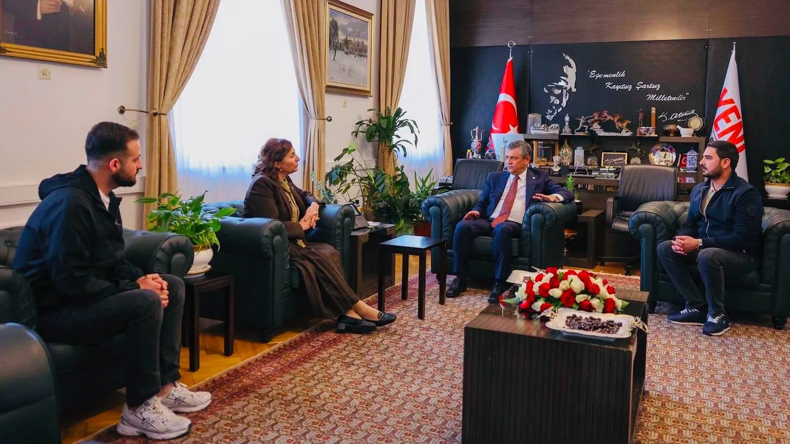 Narin Güran’ın ailesinden Özgür Özel’e ziyaret: Yalnızca acımızın değil, Narin’imizin sesinin de duyulmasını istiyoruz